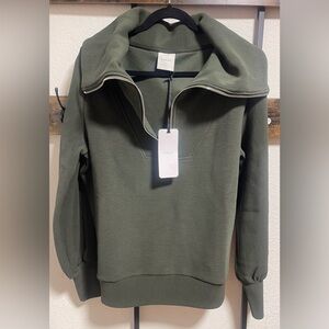 Varley Vine Half Zip • Dark Resin Green • Sold Out • NWT • Size S